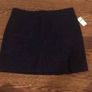NWT - Gap Navy and Black mini skirt -Size 4